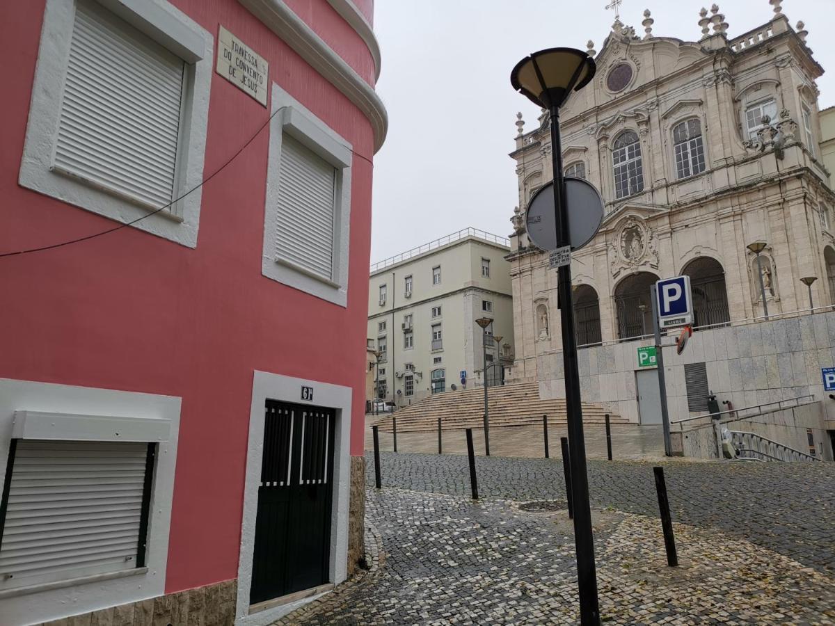 Dobairro Suites At Merces Lisboa Eksteriør billede